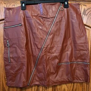 SHEIN Brown Faux Leather Mini Skirt with Zipper Accents